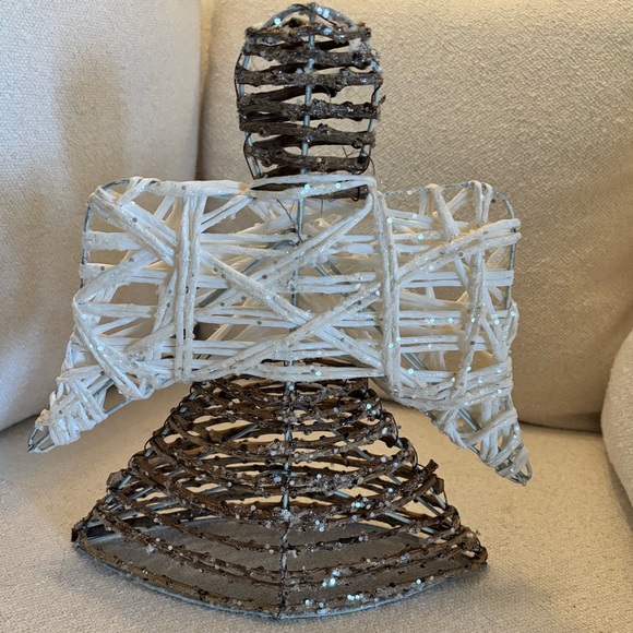 Angel Tree Topper or Decorative Table Top Angel - Picture 1 of 7